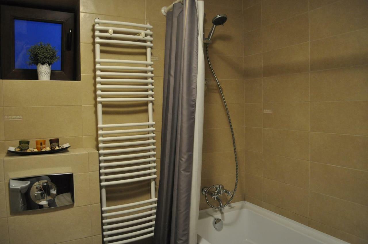 Sleep & Fly Apartment Otopeni Eksteriør bilde